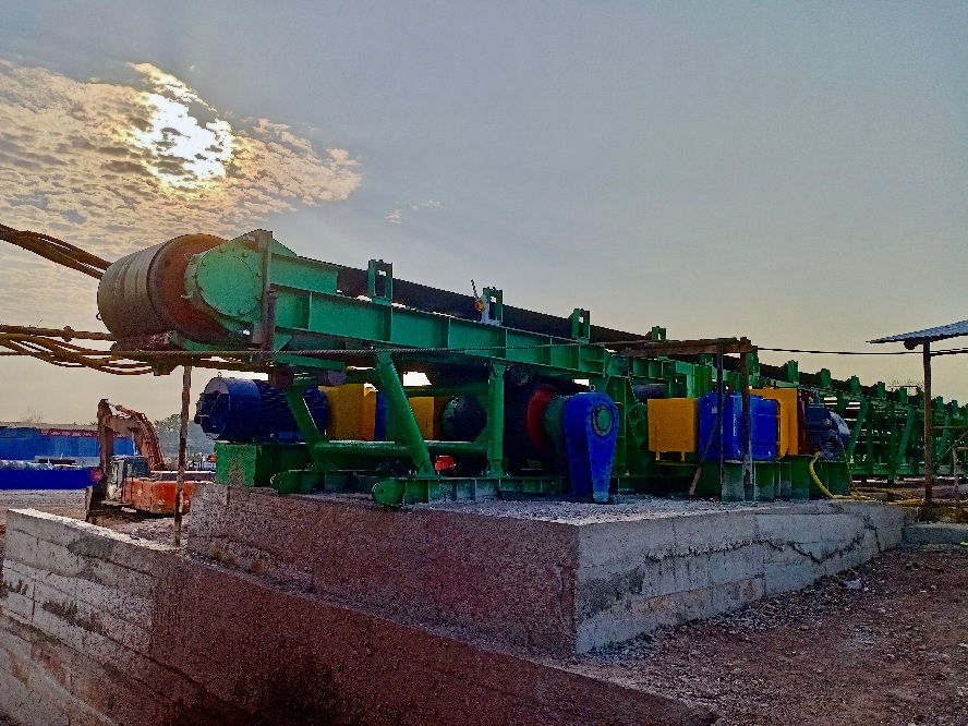 صورة ناقل الحزام.jpg صورة ناقل الحزام.jpg